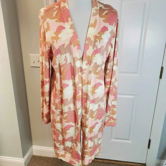 Isaac Mizrahi Cardigan - Picture 1 of 6